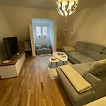 Апартаменти Convenient Naehe Stadthalle