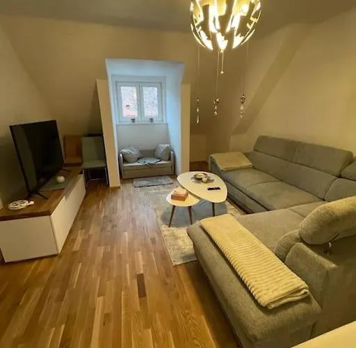 Апартаменти Convenient Naehe Stadthalle